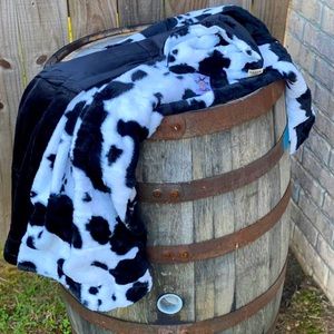 Cow print throw blanket